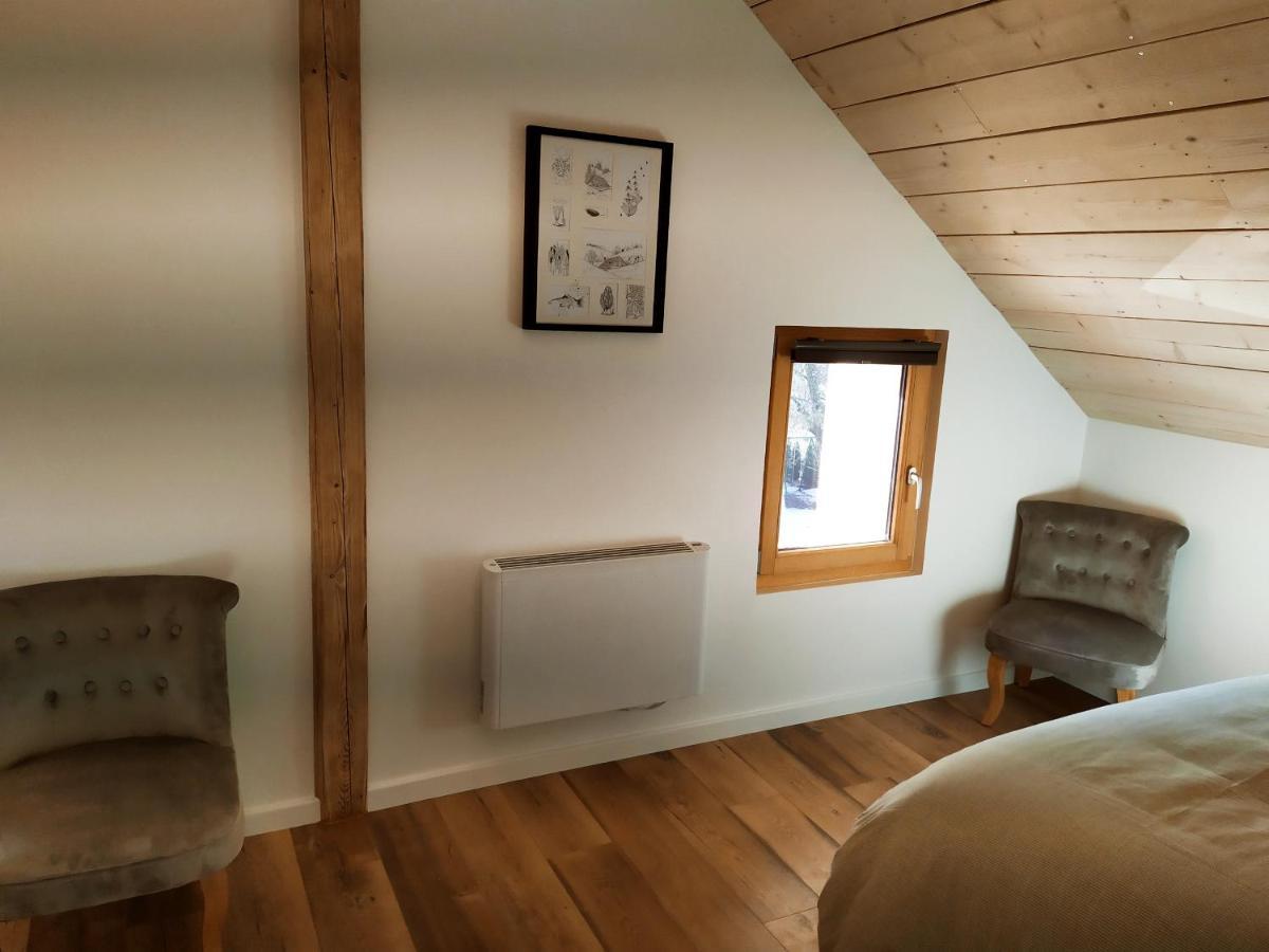 Gîte du Fourpéret-Parc Naturel du Haut-Jura Longevilles-Mont-dʼOr Extérieur photo
